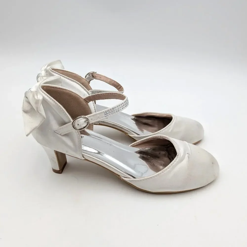 Badgley Mischka Slip-On Heel Dress Shoes Girls' White Satin Size US5